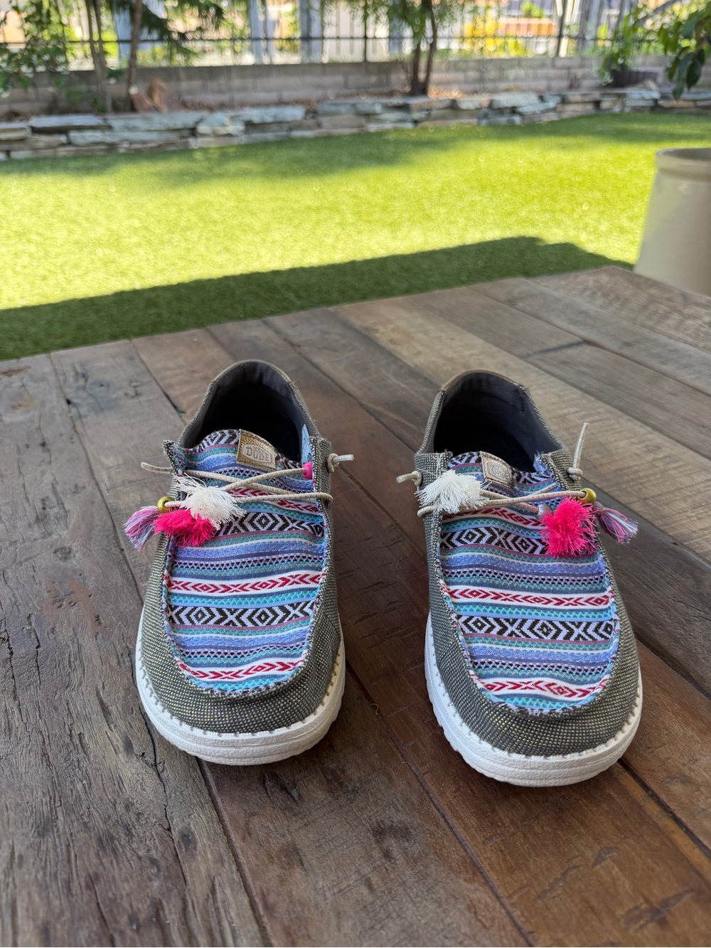 Women’s Slip-On Shoes with Pink & Blue Pattern